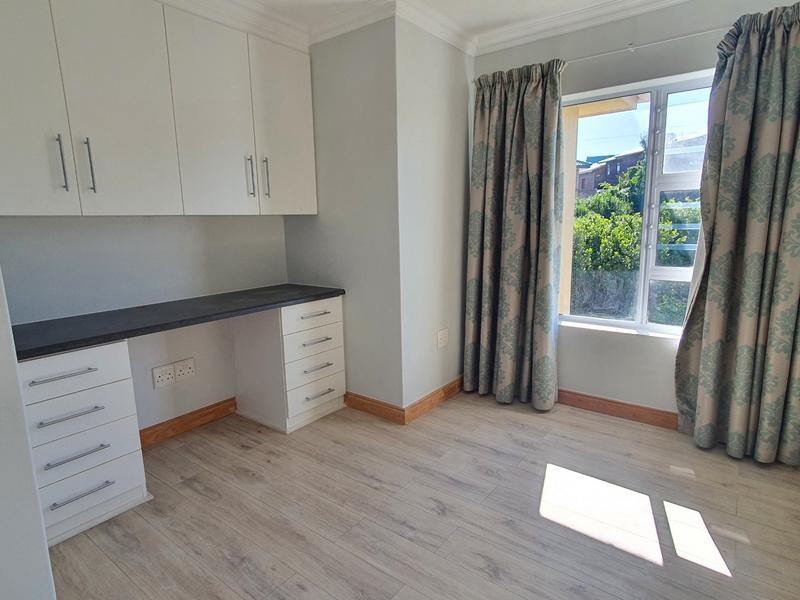 3 Bedroom Property for Sale in Dana Bay Western Cape